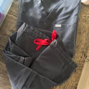 Figs Charcoal Grey Catarina and Yola Scrubs